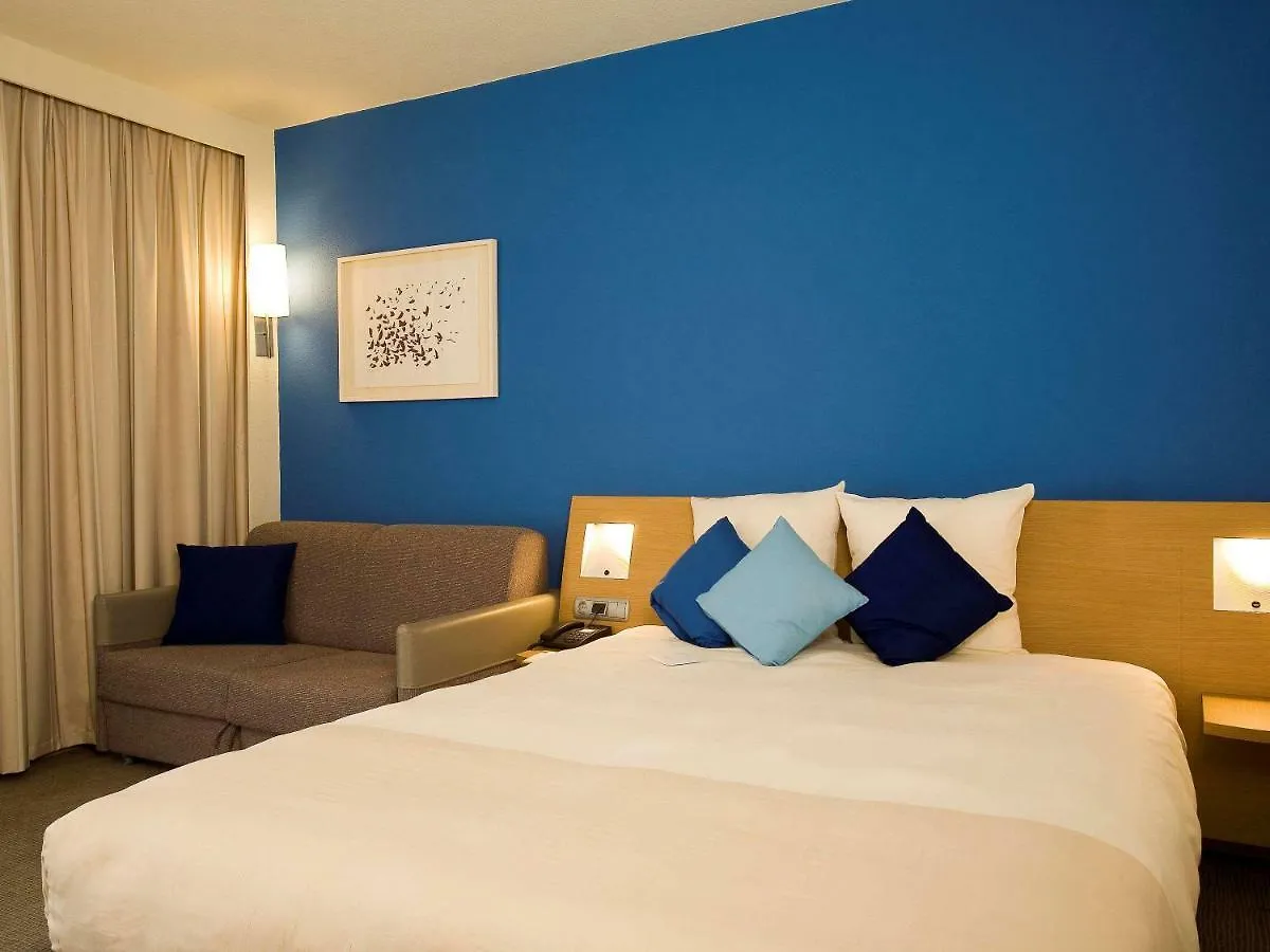 Novotel Lisboa 4*, ליסבון