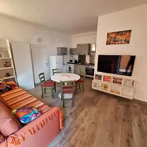 Casa Elisa Due Passi Dalla Torre Pendente , Pisa Italy